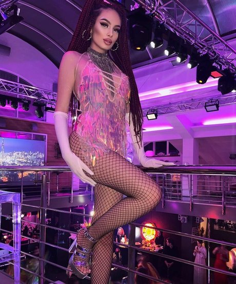 medusa xxx perfect pornstar photo