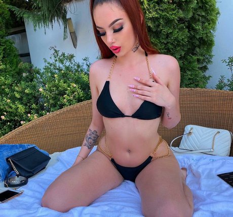 medusa xxx star naked photos