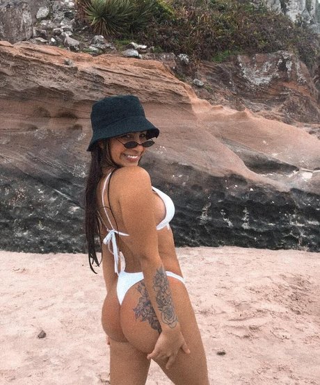 Wuritanaaa model top galleries