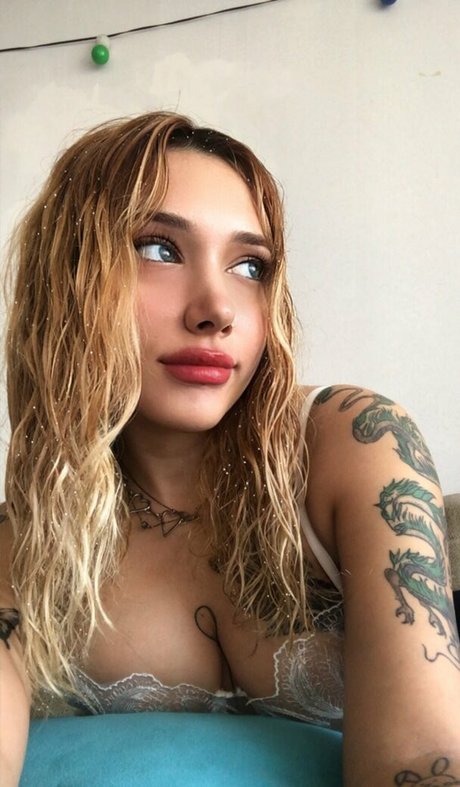 Gaye Nur Demir star free pics