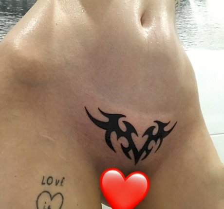 amciaklamcia model exclusive images