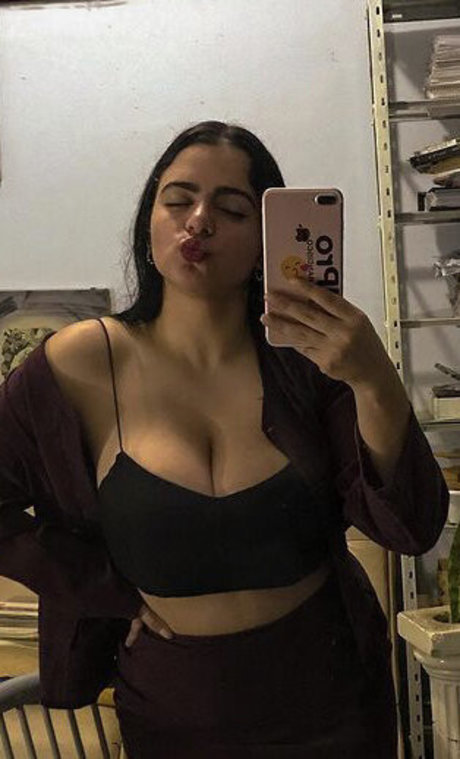 Antonela Tomatis hd star archive