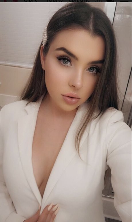 MyGirlFund MGF art actress photo