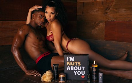 thenevaehtae art actress picture