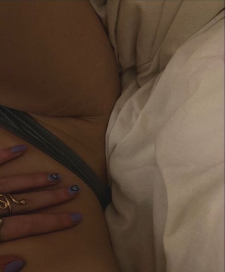 malazala perfect pornstar photo