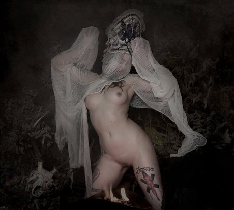 Little Luci top pornstar pic