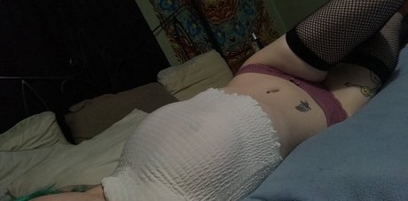 liluthivert erotic actress galleries