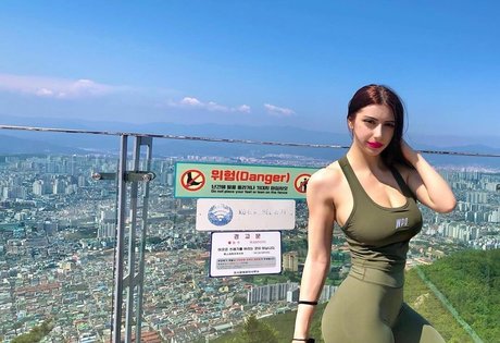 Gym Couple pornstar naked images