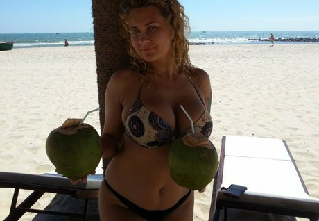 asian tattoo onlyfans hot picture