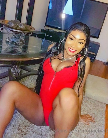 monaebad model pornographic picture