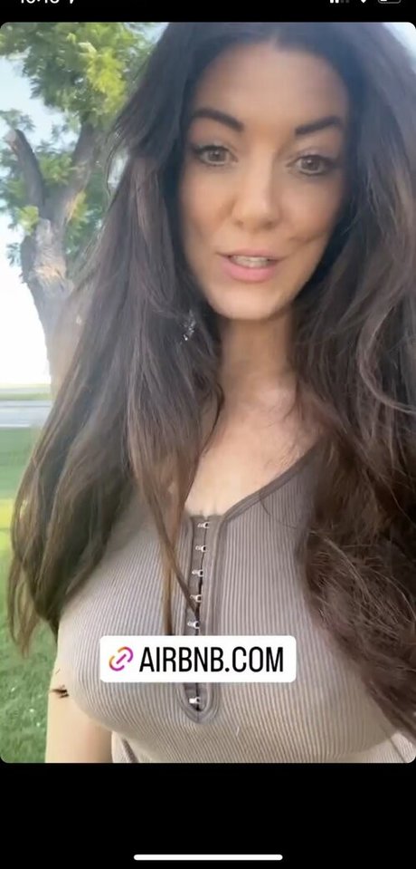 Kristie Wolfe pornstar photo