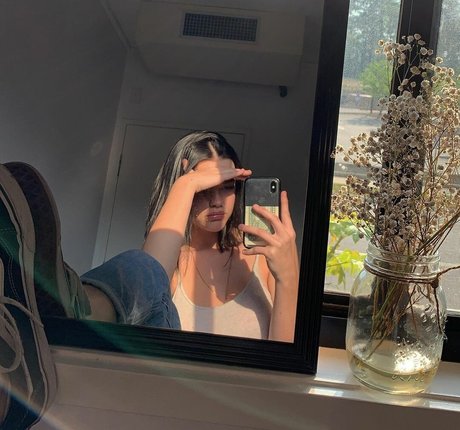 Grace Laura star img