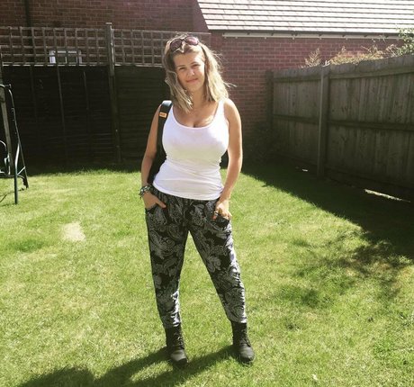 Claudia Valler sexy star picture