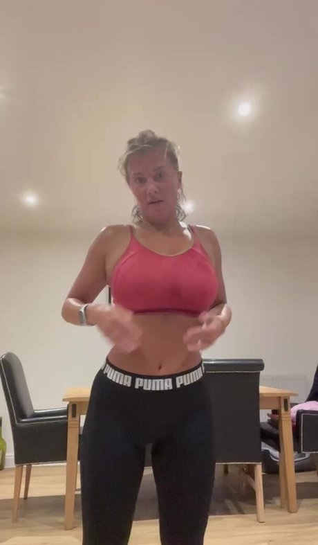 Claudia Valler model pretty picture