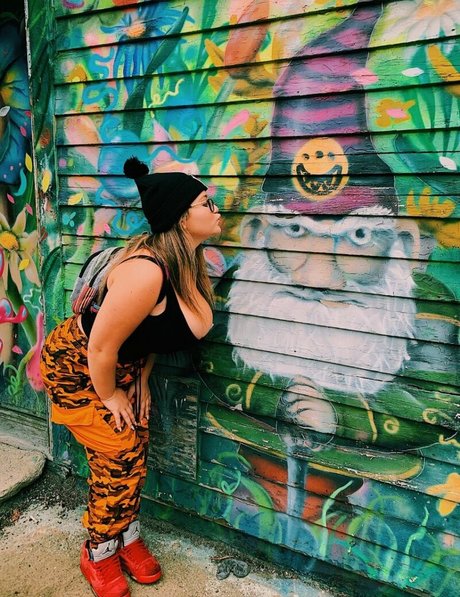 lips onlyfans nudes image