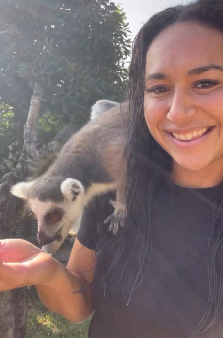 Heather Watson sexy model img