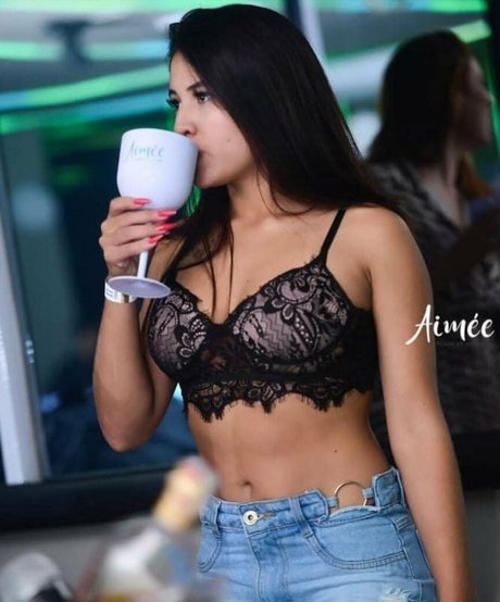 Aline Cavalheiro beautiful model pic