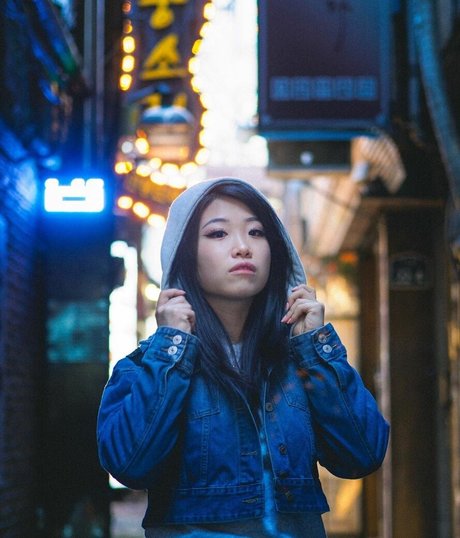 Bawnsai sexy pornstar image