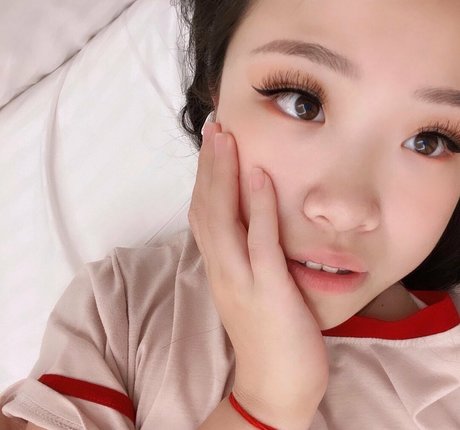 Bawnsai star adult photos