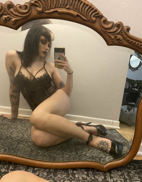 sinnpuppet exclusive pornstar images