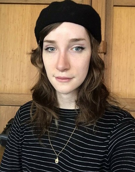 Basilstrawberry top pornstar pic