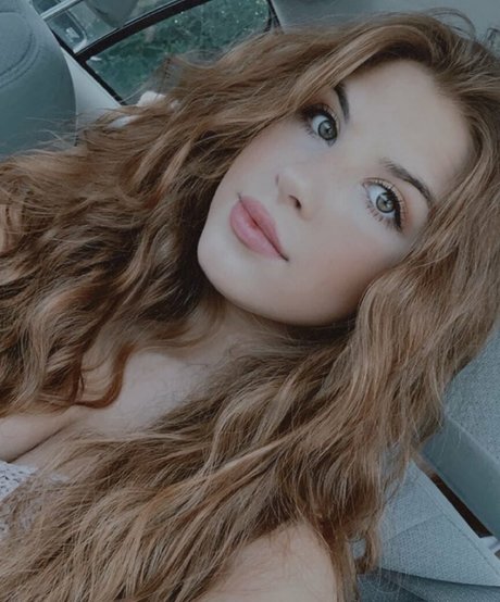 Samantha Vicha nice actress pics