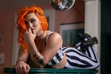 Priscilla Kelly nude star gallery