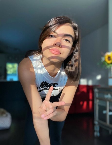 Galadriex pornstar art gallery