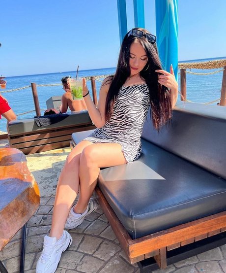 Anjelika Basova star art photo