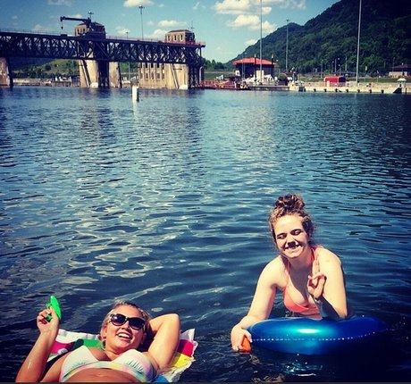 swimming pool onlyfans hot xxx pic