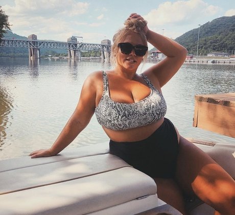 big ass lingerie onlyfans free naked photo