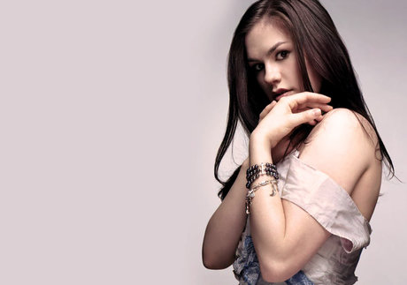 Anna Paquin star erotic photo