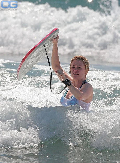 Anna Paquin pretty star pics