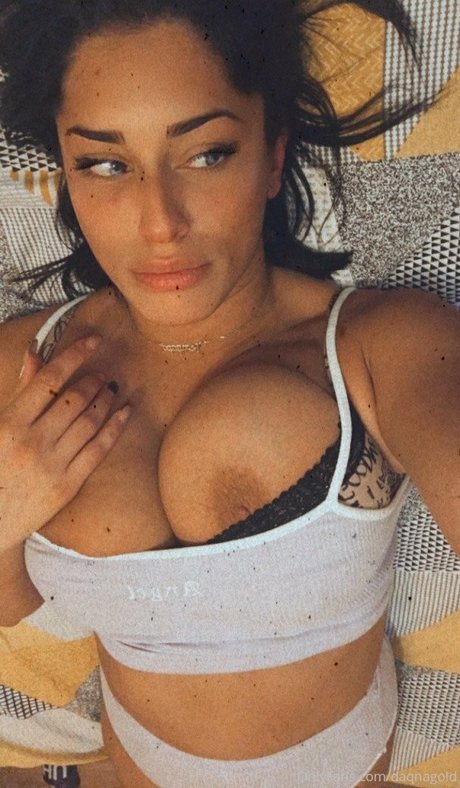 Daqnagold star hot photo