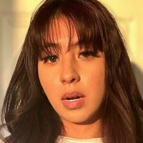 Myncela star top photo