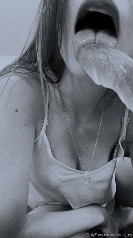 Darina Rey pornstar sexy galleries