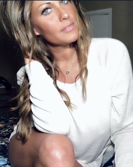 Jessica Riley hot star img