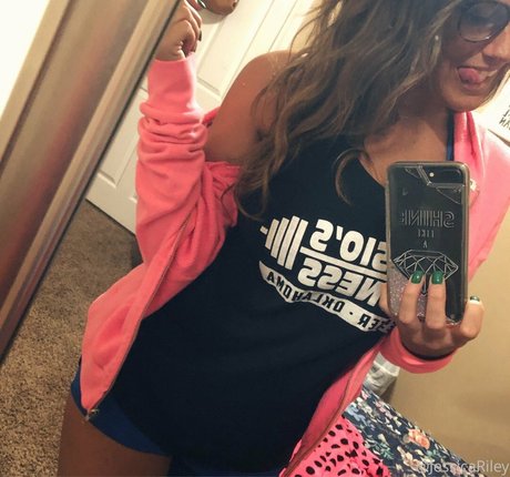 Jessica Riley star free pictures