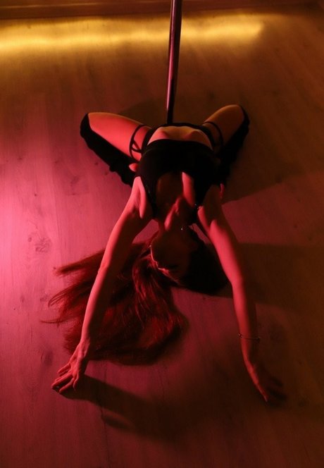 Dragon s Fire VIP sex model photo