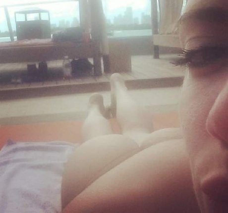 Samira Jalil xxx model pic