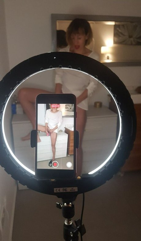 Alessia Elfie hot pornstar image