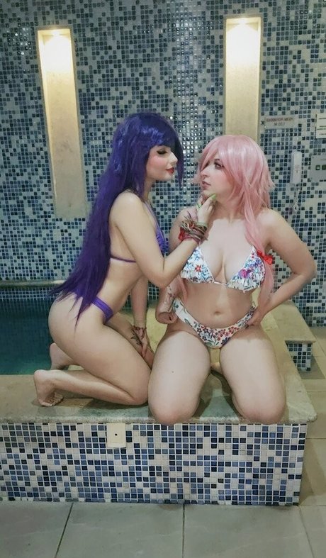 Mowa Zee model art galleries