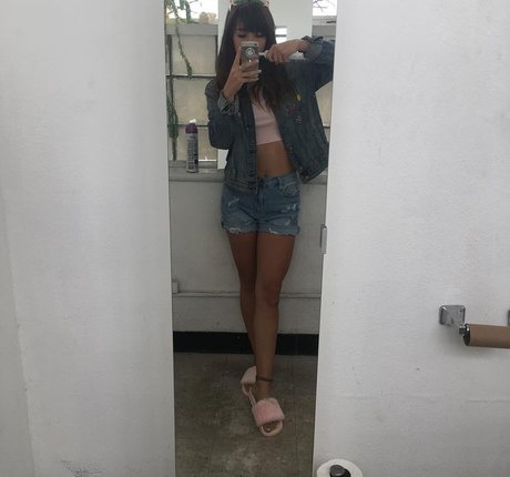 Youknowlimbo erotic actress pictures