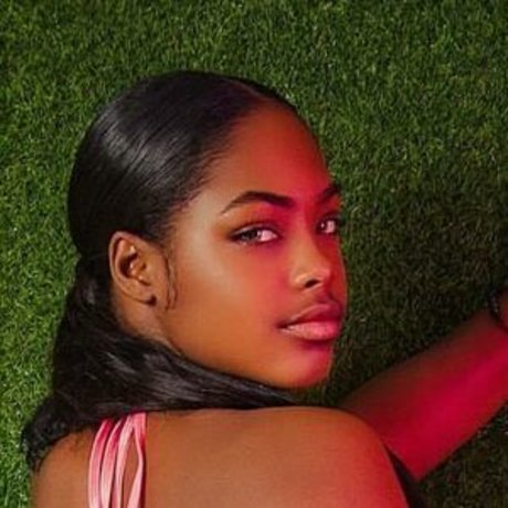 WomenSantana Barbershop naked star images