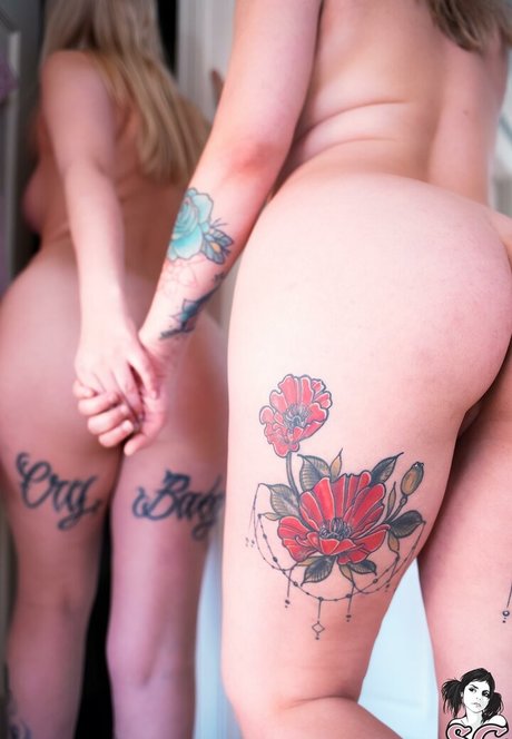 Filicity model free img