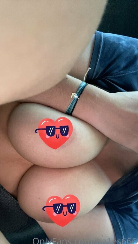 HayMartinn pornstar pretty photo