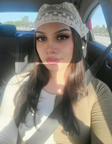 Mina Sin star nude galleries