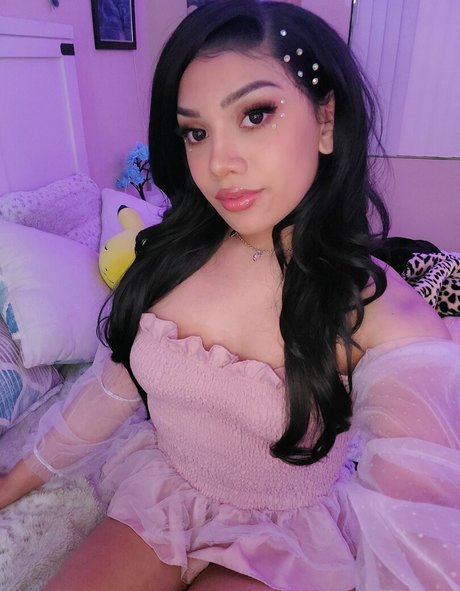 Mina Sin nude star img