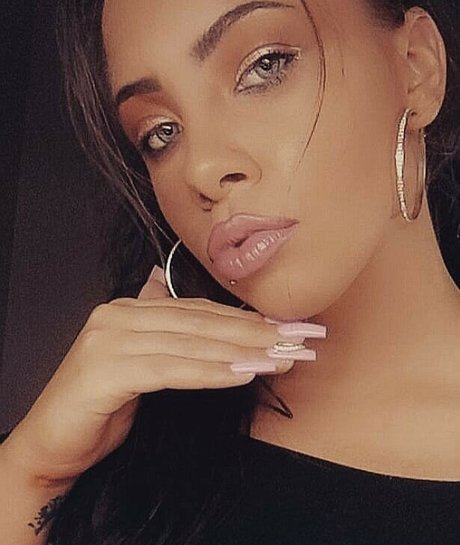 vivi2416 star hot images