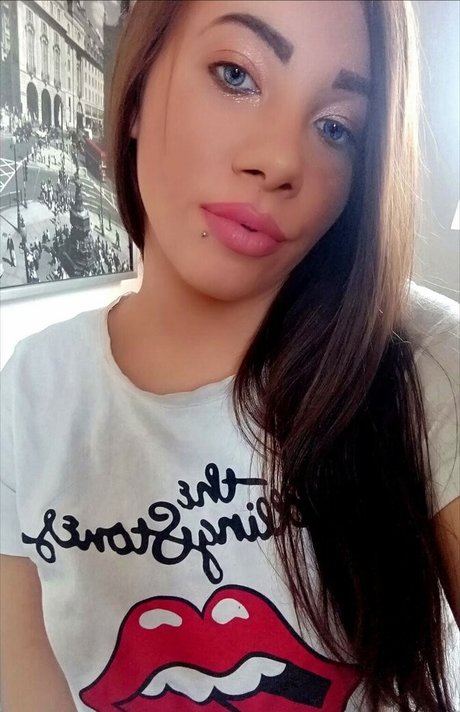 vivi2416 perfect pornstar pictures